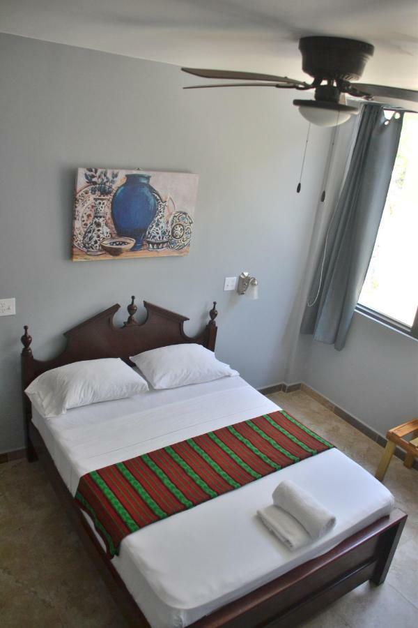 Maya Bella Downtown Hotel Сан Игнасио Екстериор снимка