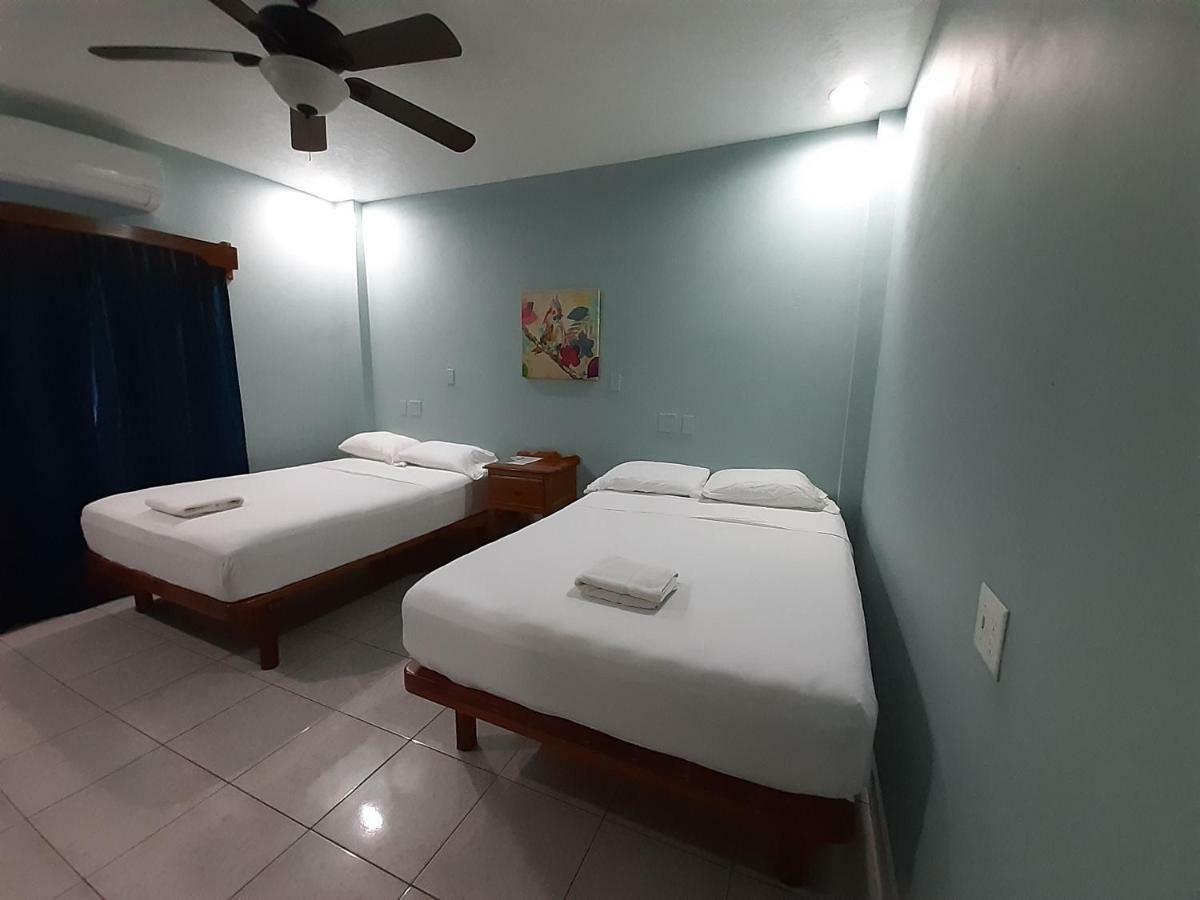 Maya Bella Downtown Hotel Сан Игнасио Екстериор снимка