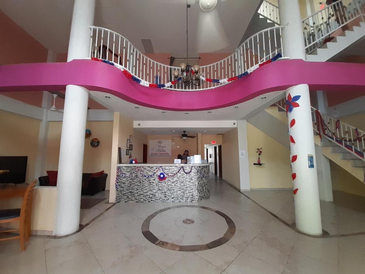 Maya Bella Downtown Hotel Сан Игнасио Екстериор снимка